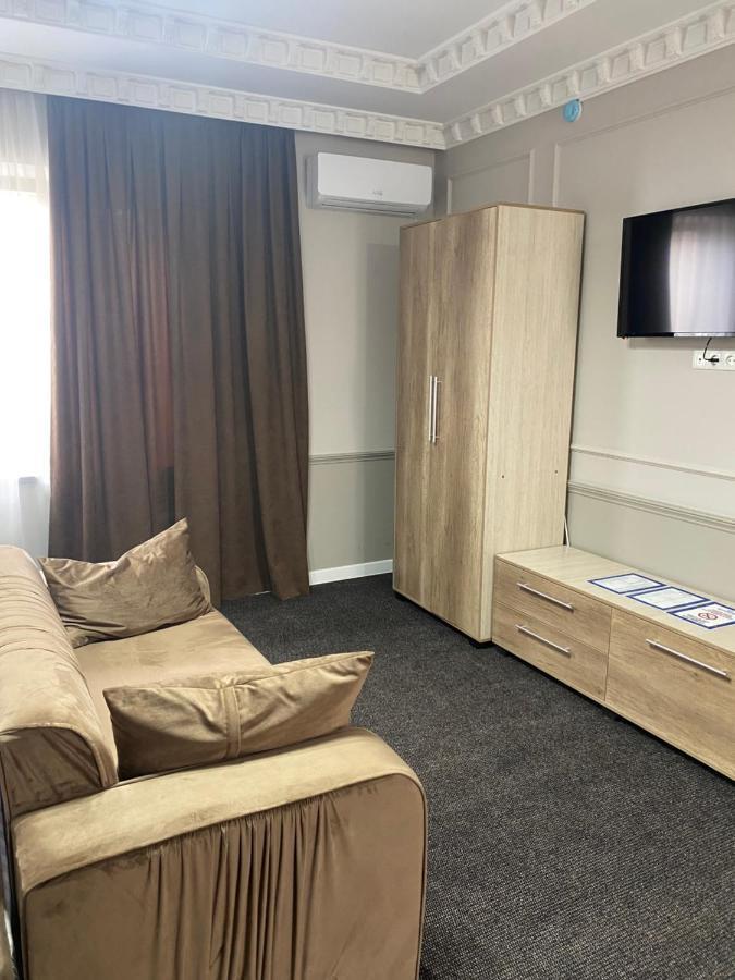 Sapphire Hotels Taraz Luaran gambar